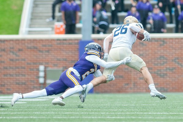 What are the trends in UK employment post-pandemic?